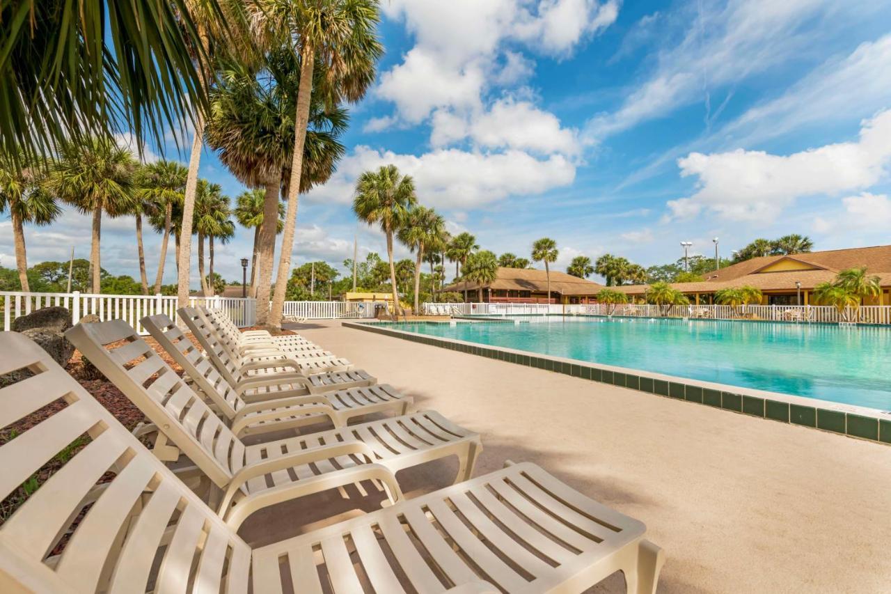 Best Western International Speedway Hotel Daytona Beach Exteriér fotografie